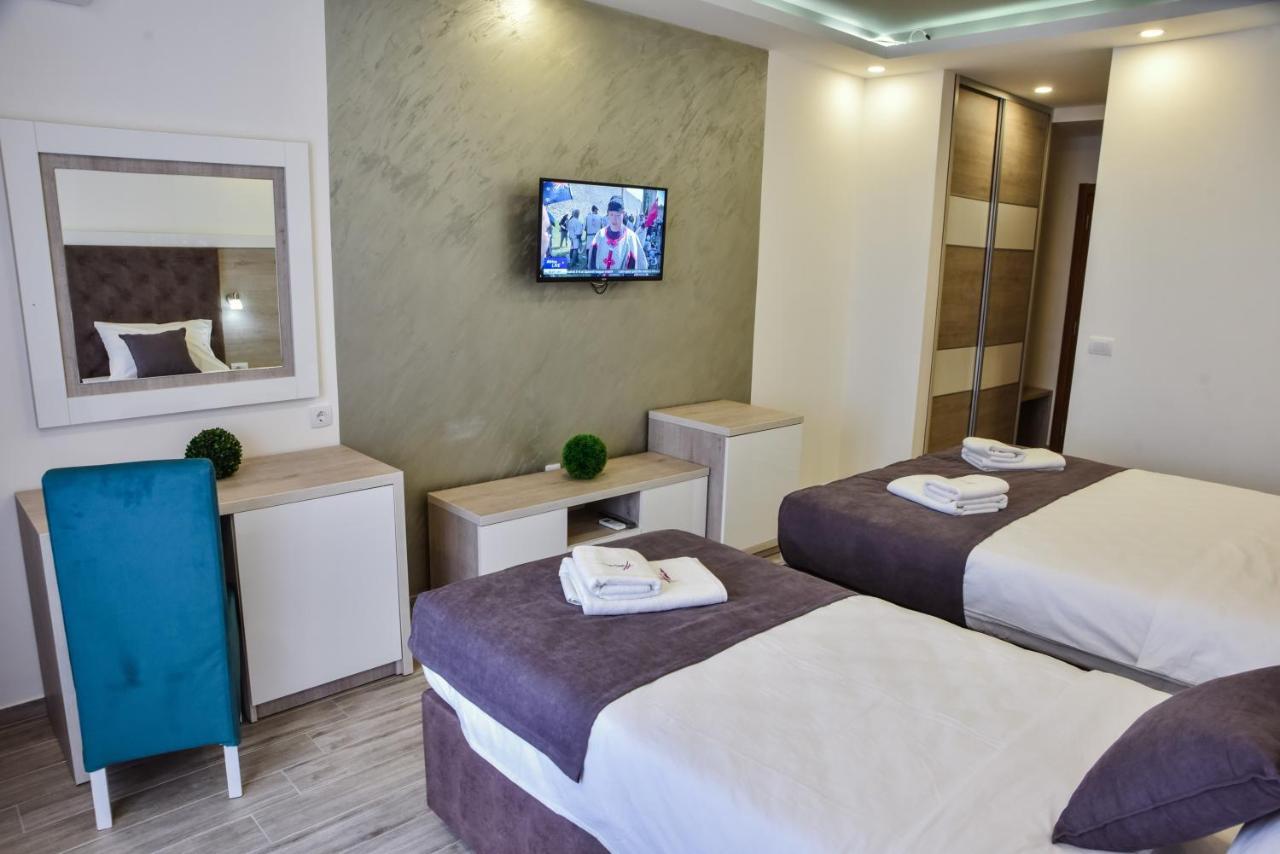 Heaven Lux Ulcinj Hotel Екстериор снимка