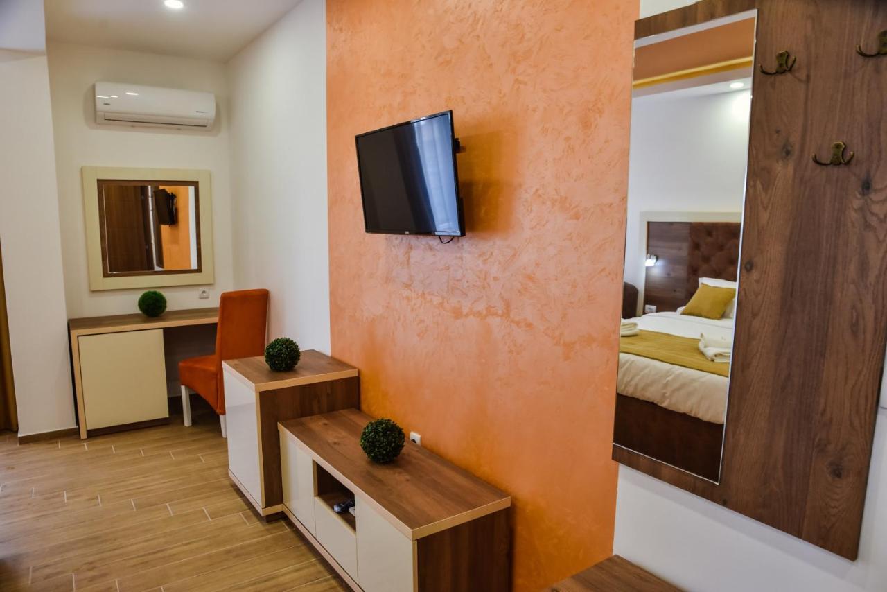 Heaven Lux Ulcinj Hotel Екстериор снимка