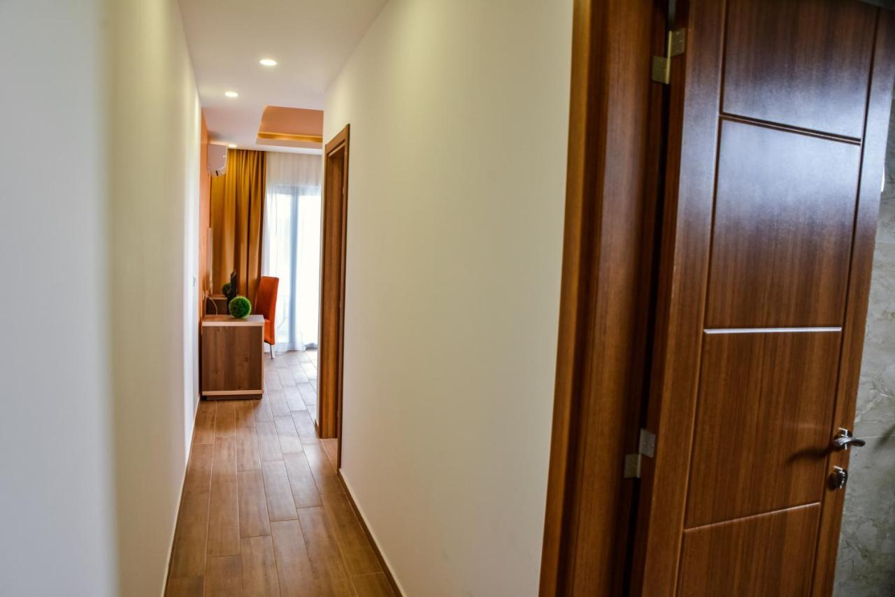 Heaven Lux Ulcinj Hotel Екстериор снимка