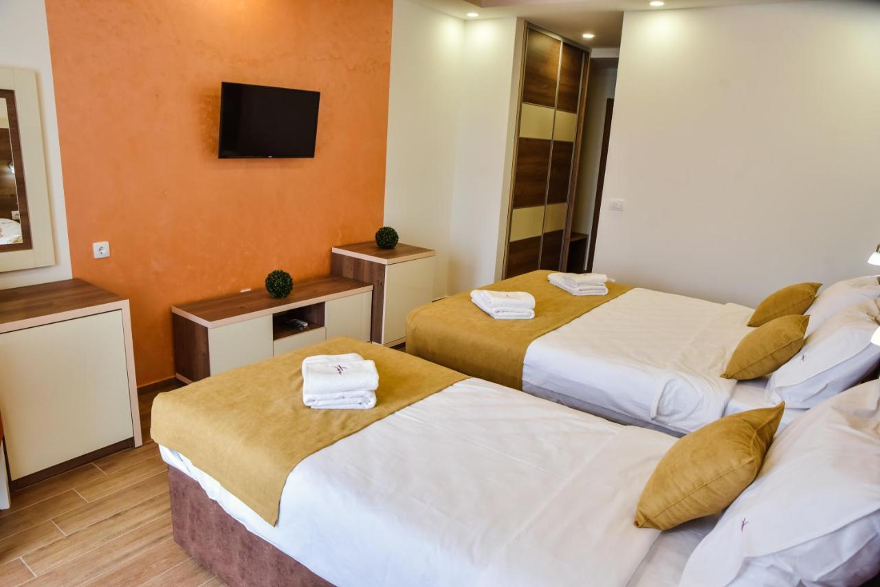 Heaven Lux Ulcinj Hotel Екстериор снимка
