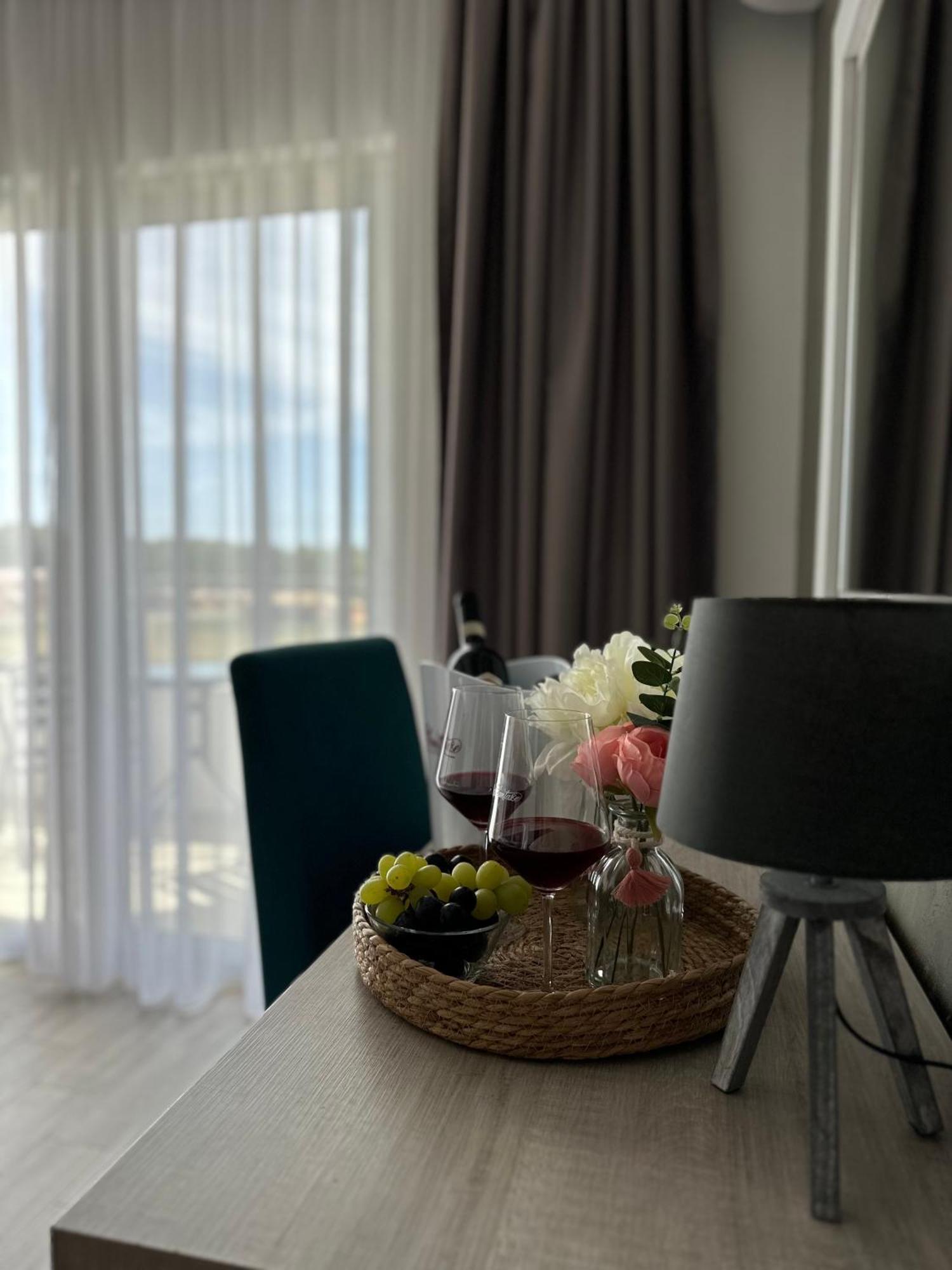 Heaven Lux Ulcinj Hotel Екстериор снимка